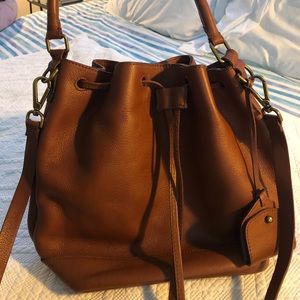 Madewell Lafayette bucket bag